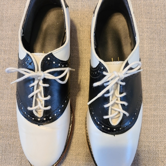 Tic Tac Toes Shoes - Tic Tac Toes, size 8, Saddle Shoes / Oxfords